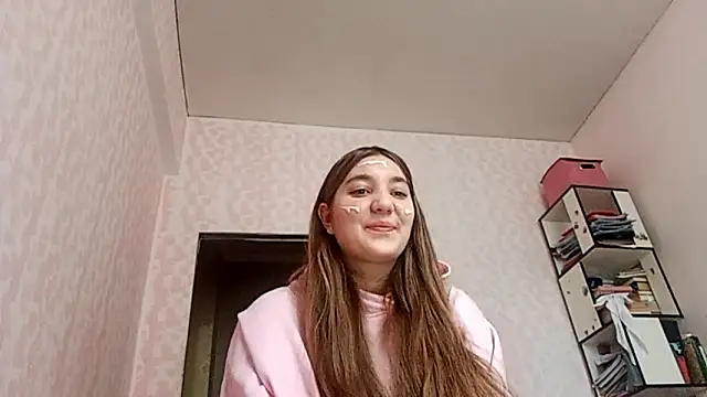 Snapshot of JanineThielman chatting on 03-26-26, 05:13 JanineThielman online show from 03-26-26, 05:13