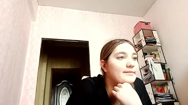 Snapshot of JanineThielman chatting on 03-28-26, 08:25 JanineThielman online show from 03-28-26, 08:25