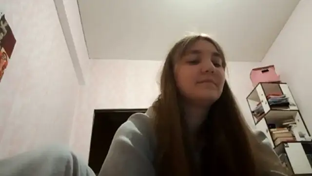 Snapshot of JanineThielman chatting on 04-13-26, 03:28 JanineThielman online show from 04-13-26, 03:28