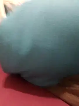 Snapshot of Lilo1323 chatting on 02-22-26, 11:36 Lilo1323 online show from 02-22-26, 11:36