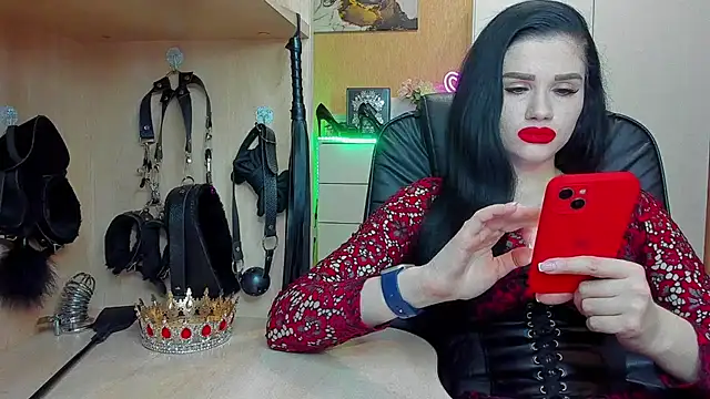 KristiTopxx online show from 11-16-25, 09:09