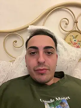 Snapshot of ombra99 chatting on 03-02-26, 05:20 ombra99 online show from 03-02-26, 05:20