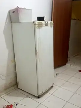 Snapshot of Larissa___casada chatting on 02-27-26, 03:23 Larissa casada online show from 02-27-26, 03:23