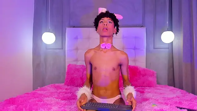 im sky  online show from 02-25-26, 04:22