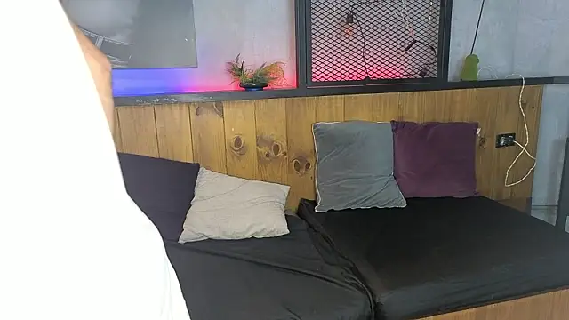 Angelo Jag online show from 02-26-26, 07:24