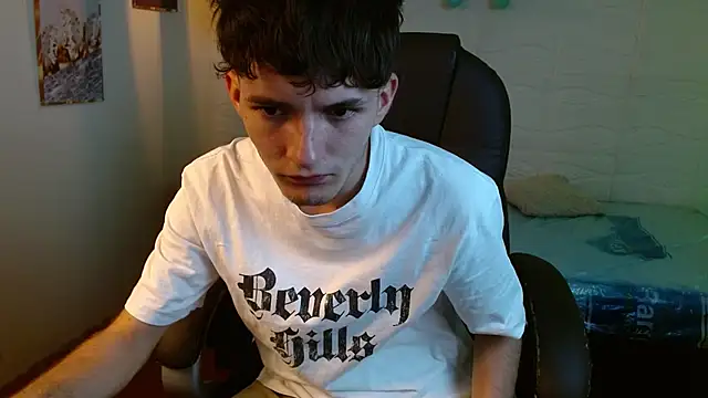 Snapshot of trevor_mob chatting on 03-02-26, 07:32 trevor mob online show from 03-02-26, 07:32