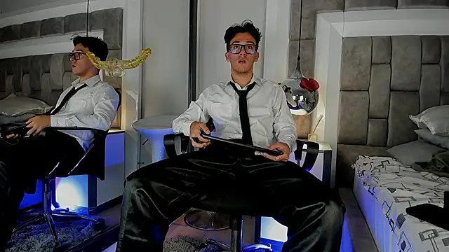 Snapshot of Austin_Reedss chatting on 03-06-26, 03:41 Austin Reedss online show from 03-06-26, 03:41