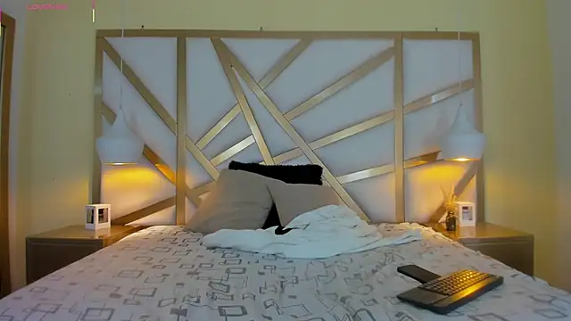 Snapshot of Austin_Reedss chatting on 04-15-26, 08:31 Austin Reedss online show from 04-15-26, 08:31