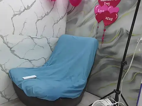 milk drops online show from 02-24-26, 04:05