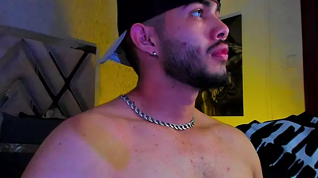 Snapshot of Vincentblack chatting on 03-29-26, 04:45 Vincentblack online show from 03-29-26, 04:45