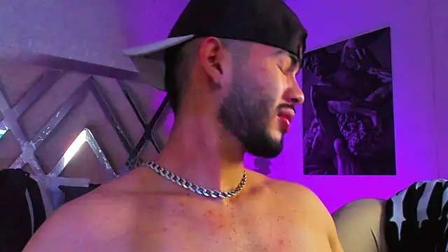 Snapshot of Vincentblack chatting on 04-03-26, 04:54 Vincentblack online show from 04-03-26, 04:54