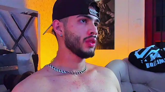 Snapshot of Vincentblack chatting on 04-06-26, 05:52 Vincentblack online show from 04-06-26, 05:52