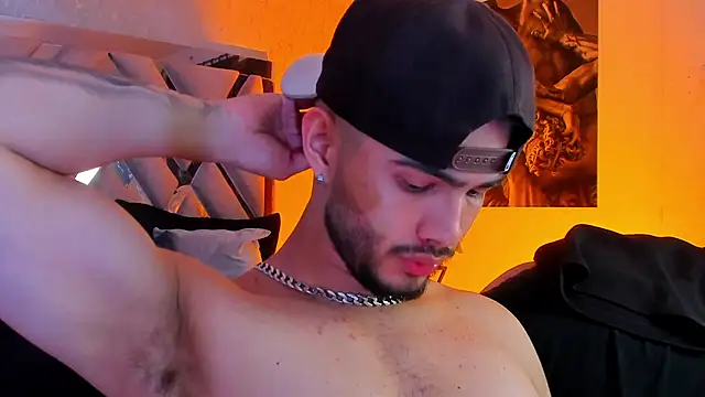 Snapshot of Vincentblack chatting on 04-07-26, 04:13 Vincentblack online show from 04-07-26, 04:13