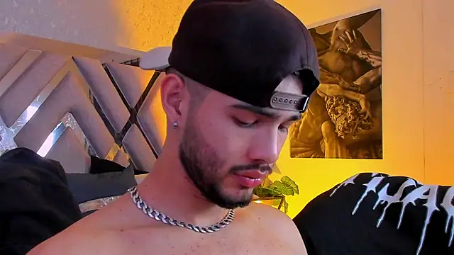 Snapshot of Vincentblack chatting on 04-10-26, 04:28 Vincentblack online show from 04-10-26, 04:28