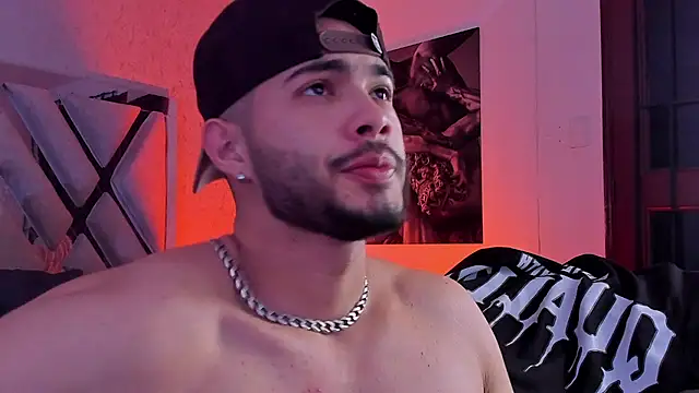 Snapshot of Vincentblack chatting on 04-16-26, 04:46 Vincentblack online show from 04-16-26, 04:46