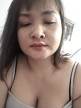 Snapshot of Jeassi-sica01 chatting on 02-25-26, 05:39 Jeassi-sica01 online show from 02-25-26, 05:39