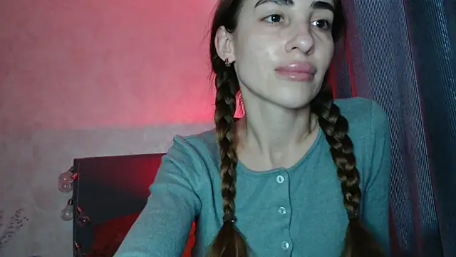 Snapshot of Nora_Sweet1 chatting on 02-24-26, 12:14 Nora Sweet1 online show from 02-24-26, 12:14