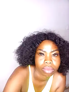 Snapshot of Trinity501 chatting on 02-25-26, 04:38 Trinity501 online show from 02-25-26, 04:38