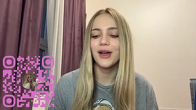 Snapshot of DebiCoppolino chatting on 02-25-26, 03:10 DebiCoppolino online show from 02-25-26, 03:10