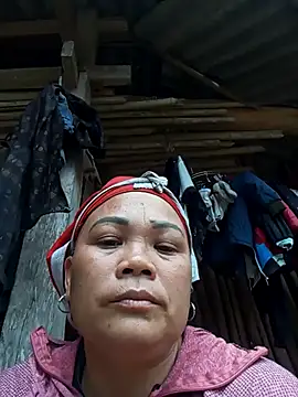 Snapshot of Heylen_hooo chatting on 02-25-26, 10:14 Heylen hooo online show from 02-25-26, 10:14