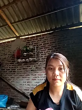 Snapshot of Linhna20 chatting on 03-02-26, 07:37 Linhna20 online show from 03-02-26, 07:37