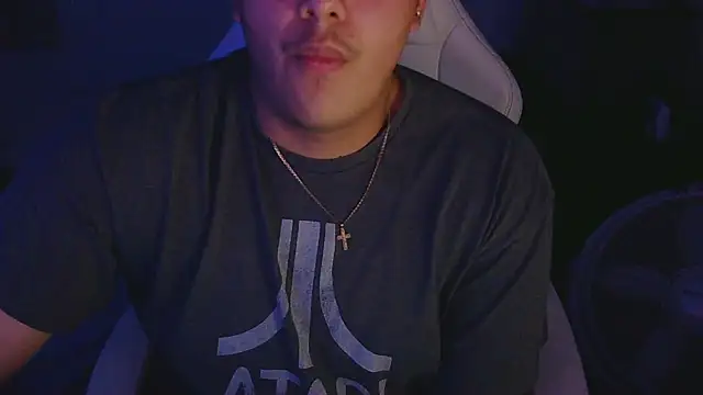 Snapshot of Sxrry chatting on 02-25-26, 11:20 Sxrry online show from 02-25-26, 11:20