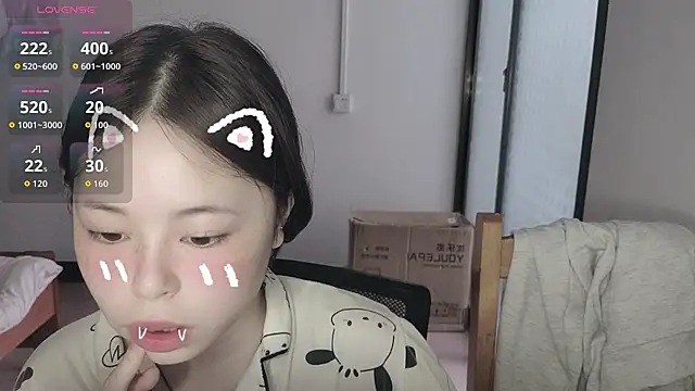 F-Yihao online show from 04-14-26, 07:36