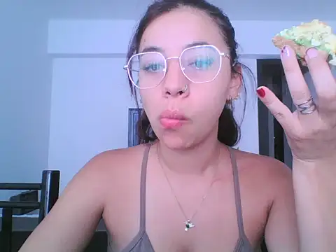 Snapshot of Nanuchis chatting on 02-27-26, 12:38 Nanuchis online show from 02-27-26, 12:38