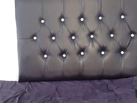 Snapshot of GripGoddess chatting on 02-28-26, 08:15 GripGoddess online show from 02-28-26, 08:15