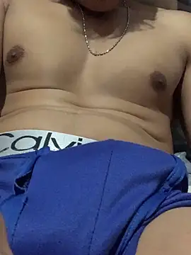 Snapshot of Tu_gymrat chatting on 03-03-26, 05:35 Tu gymrat online show from 03-03-26, 05:35