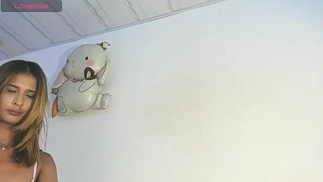 Angela Garciaa online show from 04-01-26, 07:33