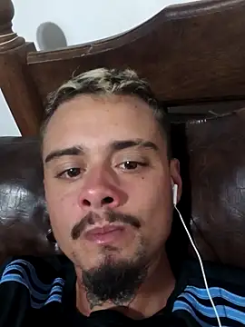 Snapshot of Pepopapo1 chatting on 02-25-26, 11:25 Pepopapo1 online show from 02-25-26, 11:25