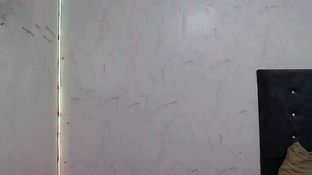 Snapshot of DULCETENTACIONTS chatting on 02-27-26, 10:21 DULCETENTACIONTS online show from 02-27-26, 10:21