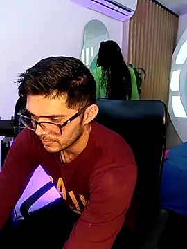 ritzabeth daniel online show from 03-31-26, 02:46