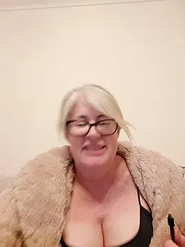 FlirtyFleur-x online show from 03-29-26, 12:43