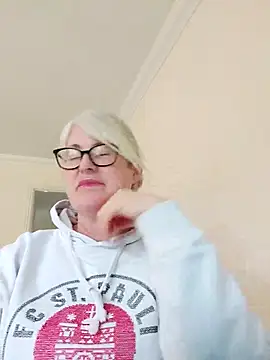 FlirtyFleur-x online show from 03-31-26, 10:04