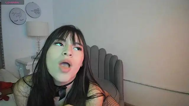 dulcenyra7 online show from 03-02-26, 07:15