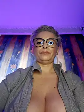 LunaBlaise online show from 02-26-26, 12:59