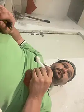 Snapshot of TioLukas69 chatting on 02-27-26, 01:49 TioLukas69 online show from 02-27-26, 01:49