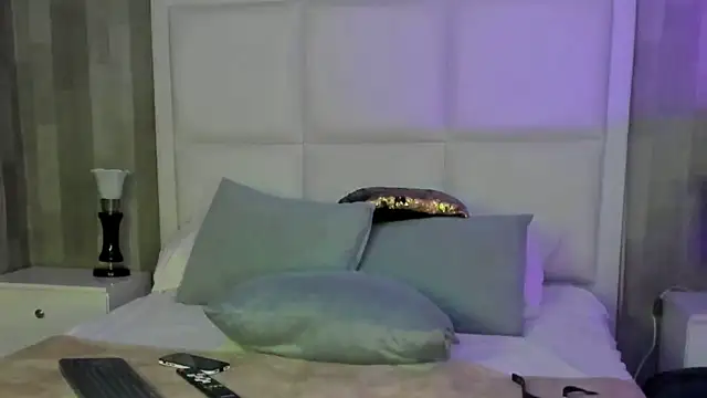 CaliferAndAurora online show from 03-11-26, 04:24