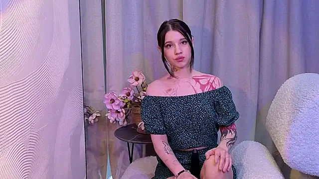 Snapshot of sugal_lady chatting on 02-27-26, 10:37 sugal lady online show from 02-27-26, 10:37