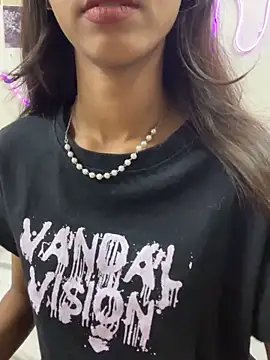 Zoiii   online show from 04-01-26, 02:36