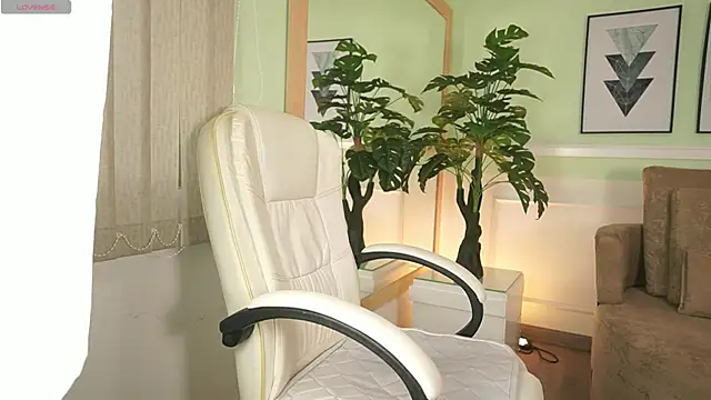 Snapshot of MandyCollins chatting on 03-04-26, 11:38 MandyCollins online show from 03-04-26, 11:38