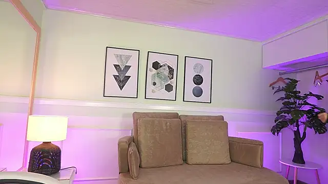 Snapshot of MandyCollins chatting on 03-26-26, 11:38 MandyCollins online show from 03-26-26, 11:38