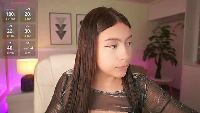 Snapshot of MandyCollins chatting on 04-10-26, 11:48 MandyCollins online show from 04-10-26, 11:48