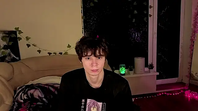 AnthonyCuutie online show from 03-25-26, 08:04