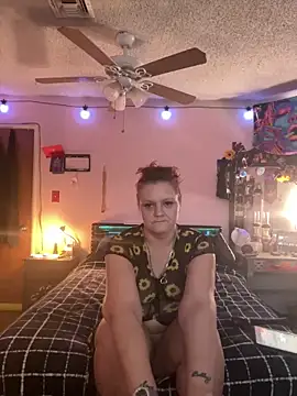 Snapshot of LoveMohr24 chatting on 03-03-26, 06:47 LoveMohr24 online show from 03-03-26, 06:47