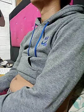 Snapshot of Sophia_Noah chatting on 03-01-26, 10:28 Sophia Noah online show from 03-01-26, 10:28