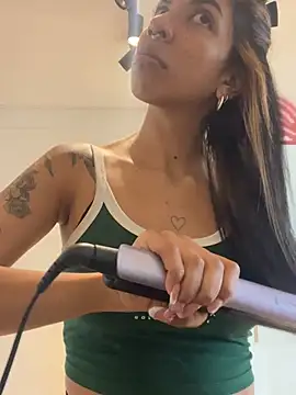 VioletaHills  online show from 04-07-26, 12:27