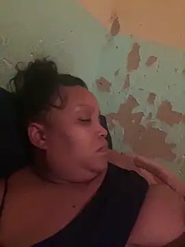 Snapshot of friendlybitch22 chatting on 03-18-26, 06:33 friendlybitch22 online show from 03-18-26, 06:33